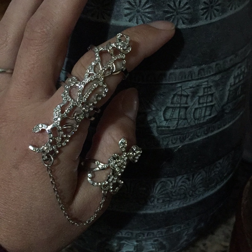 One left! White glass crystal boho cuff - Picture 4 of 5